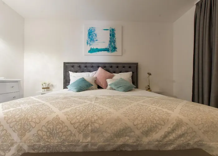 Apartamento Luxury Citrin With Shared Pool *