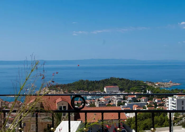 Luxury Citrin With Shared Pool Apartment *