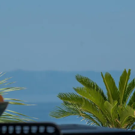 Luxury Citrin With Shared Pool Appartamento *