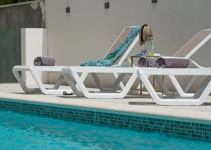 דירה Luxury Citrin With Shared Pool מאקרסקה